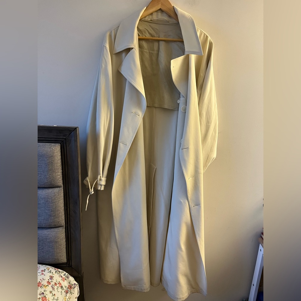 Lemaire Beige Wool Soft Coat - Large - Picture 5 of 15